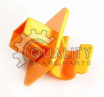 UCHYCENI KRYTU MOTORU SKODA FABIA , OCTAVIA , ROOMSTER ORIGINAL OE 6Y0823397A209