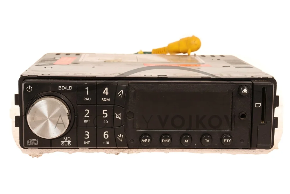 Autorádio s CD, USB, AUX, AAC univerzální v:87639