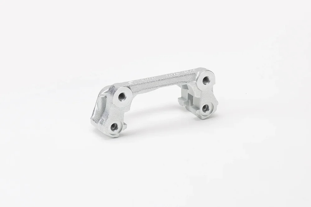 Sada držáků brzdových třmenů BREMBO FBK021 – OE 440013696R Sada držáků brzdových třmenů BREMBO FBK021 – OE 440013696R