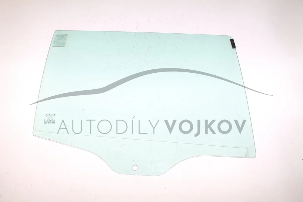 Boční okno combi zadní pravé P v:11151