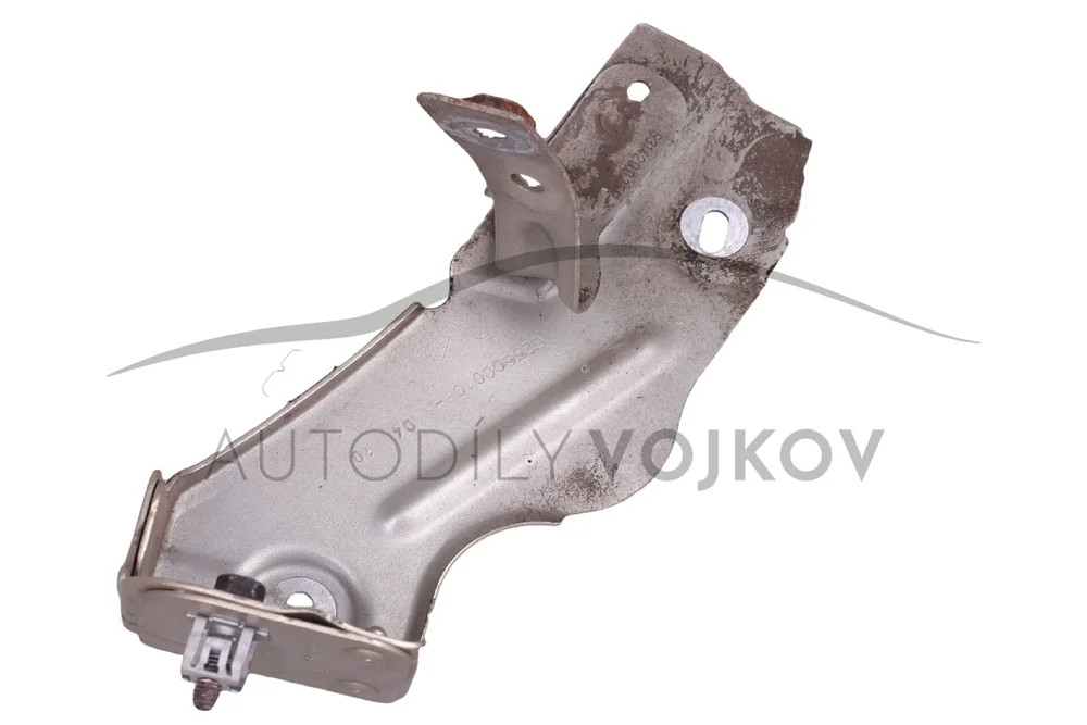 Držák blatníku pravý 625601756R 625600010R v:104767